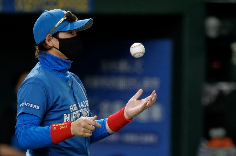 「なぜこの選手をこんなに使うのかと思っていましたが…」前楽天監督・今江敏晃が語る“新庄ファイターズ”4年目の結実「まさに飛躍、驚いた2人の選手」＜Number Web＞ photograph by Kiichi Matsumoto