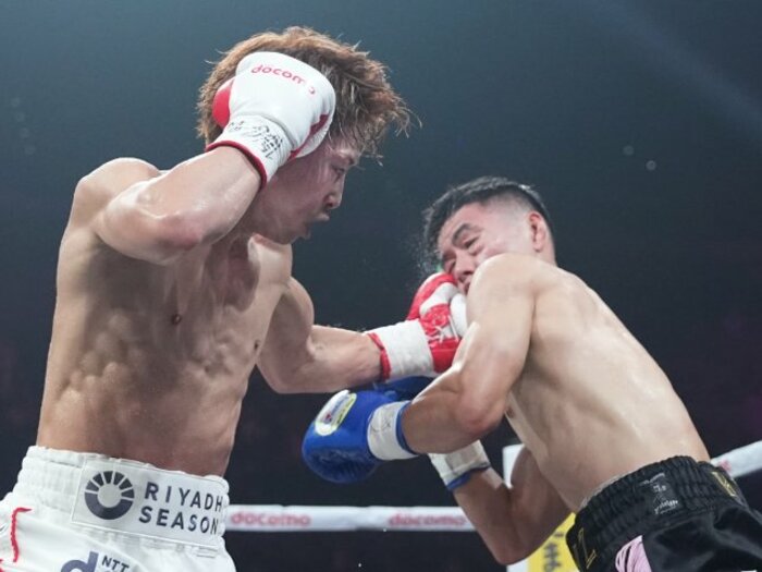 井上尚弥の“脳を揺らすカウンター”で「終わりが近い」じつは2ラウンドにあった予兆…世界的カメラマン“確信の1枚”「増えた筋肉…ものすごいカラダに」＜Number Web＞ photograph by Naoki Fukuda