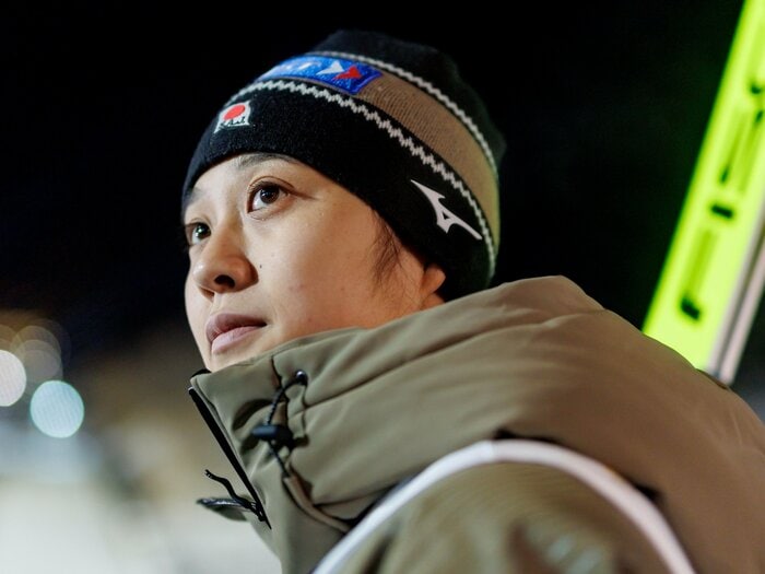 「手は離さないから」と言われたのに…ジャンプ人生の始まりはコーチの嘘？ ミラノ五輪“金メダル候補筆頭”27歳の新ヒロイン・丸山希とは何者か＜Number Web＞ photograph by Kiichi Matsumoto