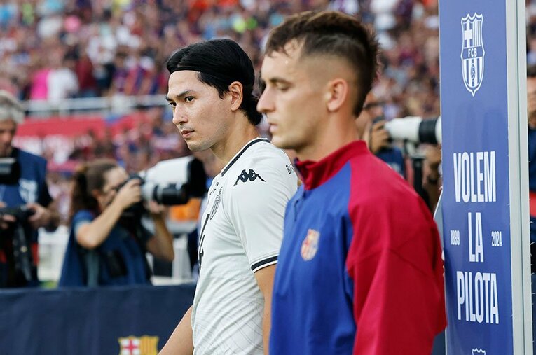 バルサ相手に躍動した南野拓実。23-24シーズンの9ゴール以上の活躍を見せられるか ／ photograph by Daisuke Nakashima