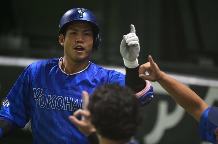 第3戦ではホームランを放つなど攻守でDeNAに勢いをもたらしている桑原 ／ photograph by Naoya Sanuki