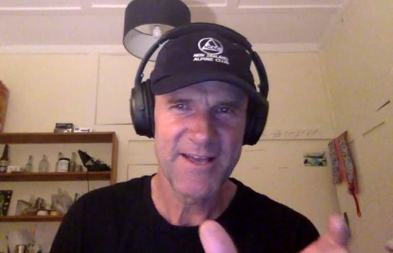 ユーモアを交えながら、今後の抱負を語ったガルブレイス氏