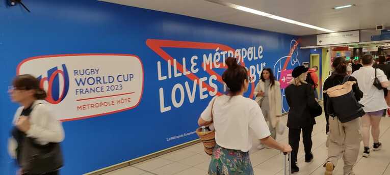 リール市内の地下鉄構内　©Hiroaki Sawada