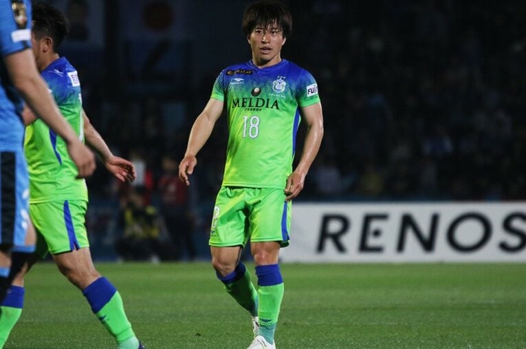 昨季ベルマーレの中核を担った松田天馬。今季の開幕戦は怪我でベンチ外となったが、再開に向けて準備を進めている。 ／ photograph by Takahito Ando