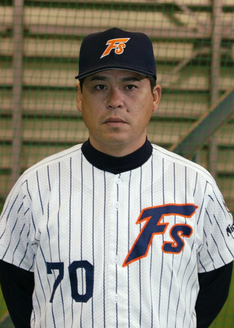 日本ハムのコーチ時代の章弘さん　©JIJI PRESS