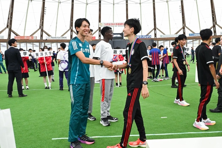 3位青山学院大の選手と　©Nanae Suzuki