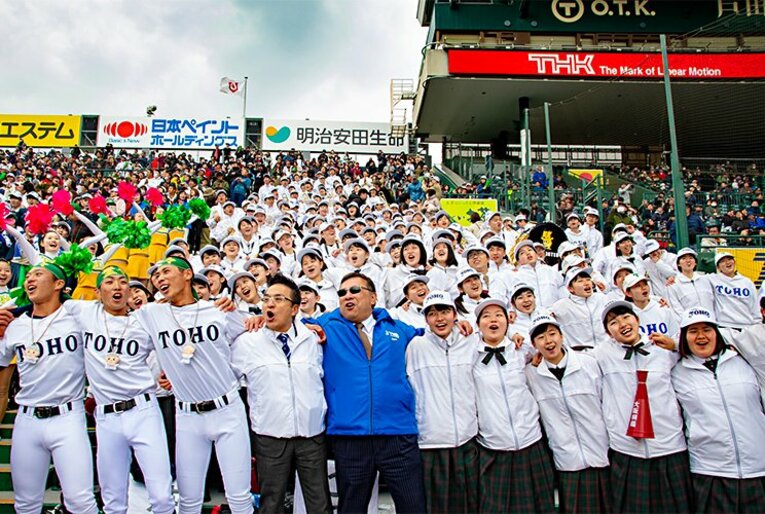 東邦、習志野、そして大阪桐蔭。センバツ決勝での応援と友情の輪。(2)