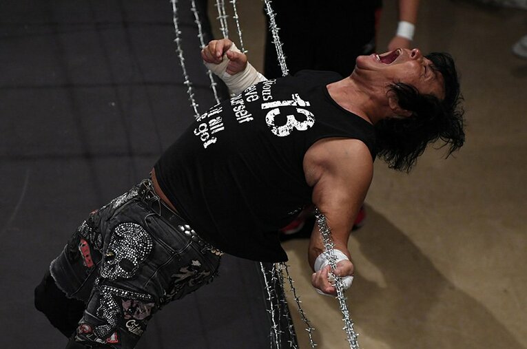 新団体の「ファイヤープロレス」のコンセプトは「爆破エンターテイメント」。「地方創生」「イジメ撲滅」を掲げ、地方を中心に興行を行なっている。 ／ photograph by Essei Hara