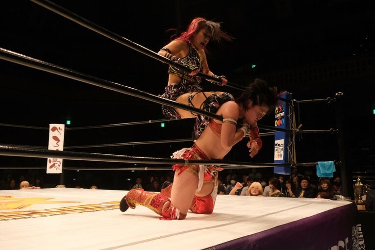 「日本スタイルも出し切った」イヨ・スカイが“WWEでは使えない大技”を…林下詩美が女子プロレス新団体で叶えた夢「今日は紫雷イオが見れた」(37)