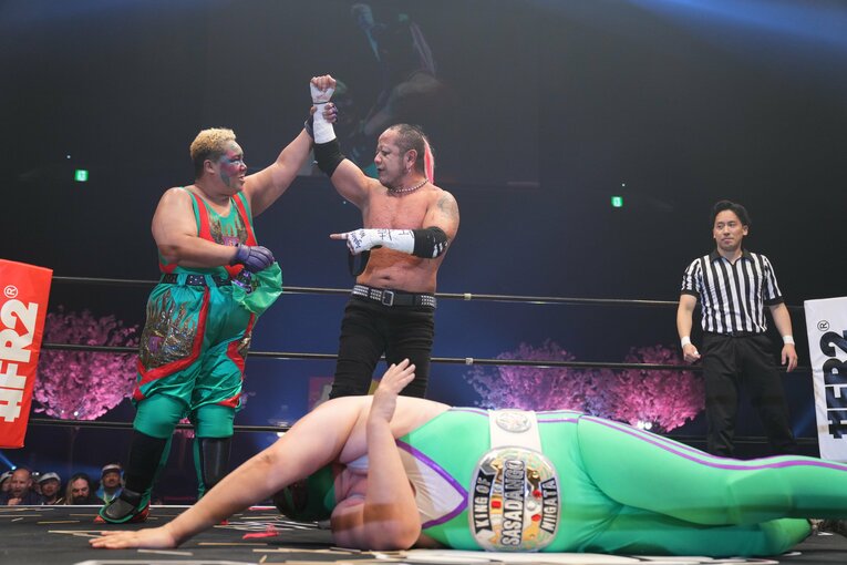 「お前、あの騒動があったのによく来たな」“今のプロレス批判”で炎上した前田日明に、ウナギ・サヤカがモノ申した真意「ぶん殴られようが…」(81)