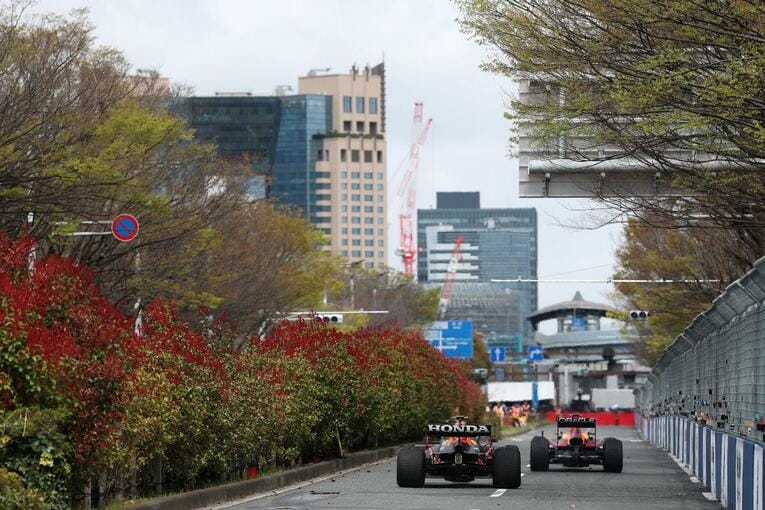 角田とレッドブルが東京・お台場で派手にデモランした『Red Bull Showrun x Powered by Honda』の模様　©Getty Images / Red Bull Content Pool