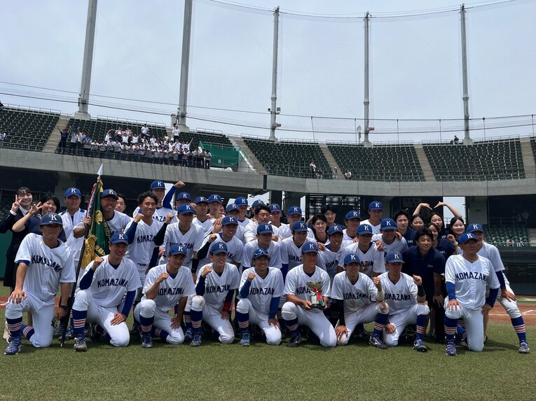 春季、2部優勝したときの集合写真　©Kei Nakamura