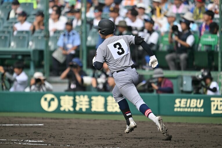 元プロ名手が挙げた…慶応・延末藍太　©Hideki Sugiyama