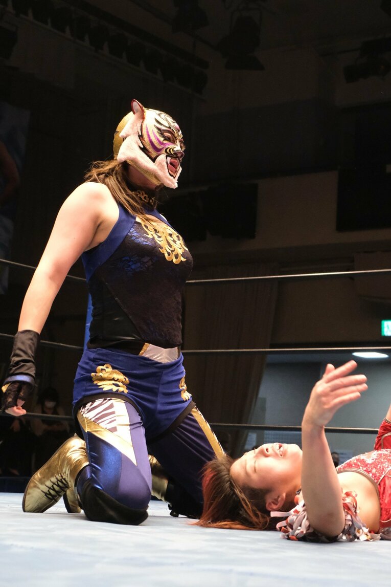 「タイガー・クイーンの涙を見た」佐山聡考案の“新技”で勝利も…彩羽匠戦で崩れかけた女性版タイガーマスクの“謎”(15)