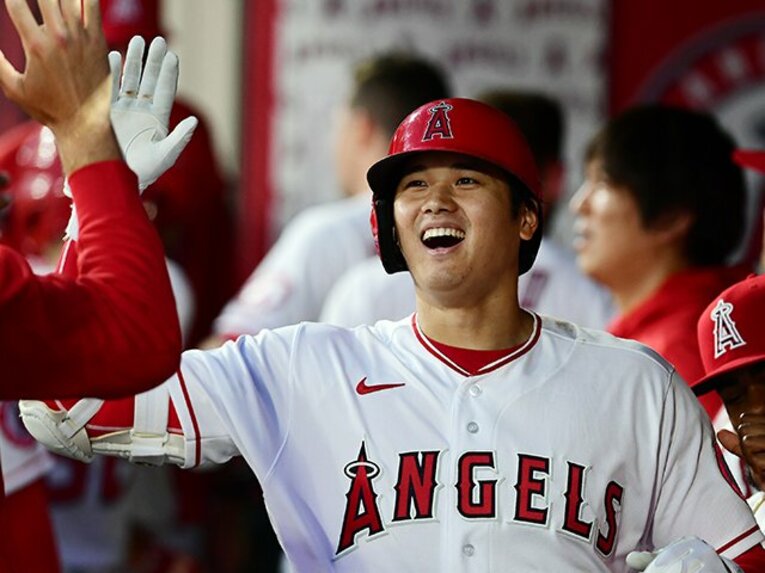 ホームランに大喜びする大谷翔平 ／ photograph by Icon Sportswire/Getty Images