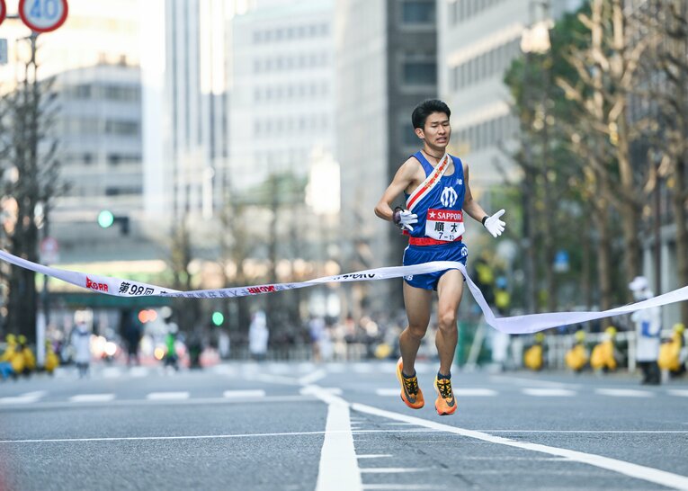 98回箱根駅伝10区を務めた順大の近藤　©Nanae Suzuki