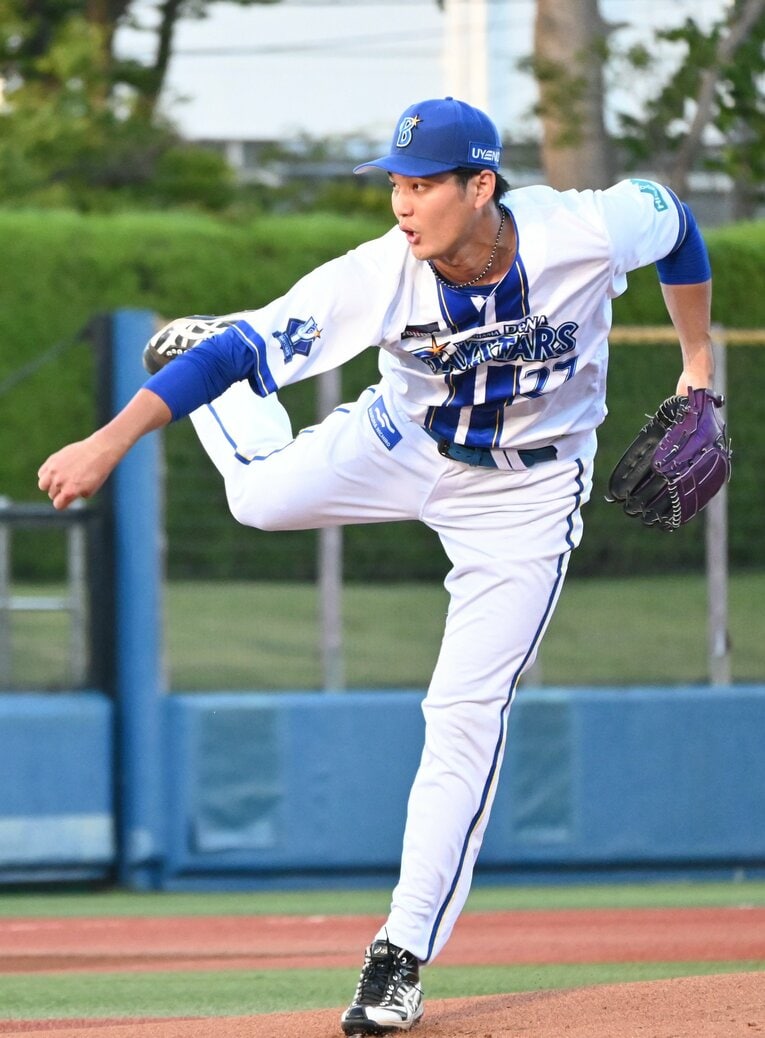 横須賀スタジアムでの藤浪の初登板では時ならぬ「フィーバー」が起きた　©JIJI PRESS