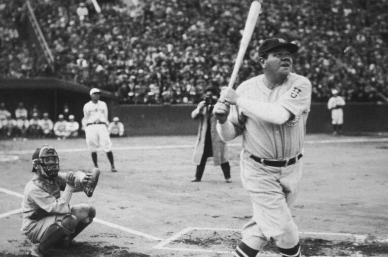 1934年の日米野球で来日していたベーブ・ルース。豪快な予告ホームランを放つなど、数々の伝説を残している ／ photograph by Getty Images
