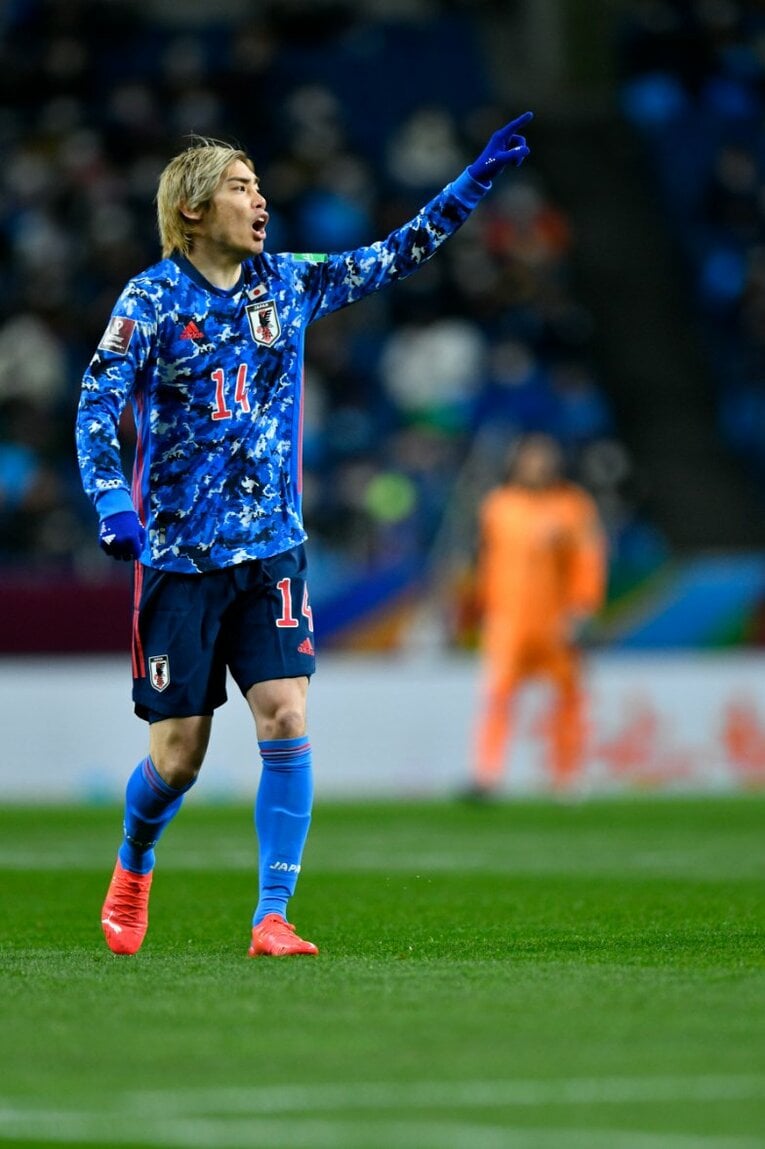 この日も存在感を放った伊東（※写真をクリックすると先制点アシストの突破、追加点のシュートなどもご覧になれます）©Takuya Sugiyama/JMPA