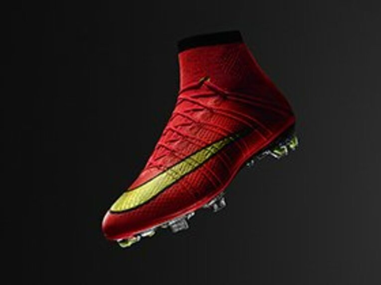 ロナウドをさらに加速させる靴!?ナイキが4年の歳月をかけた新技術。(3)