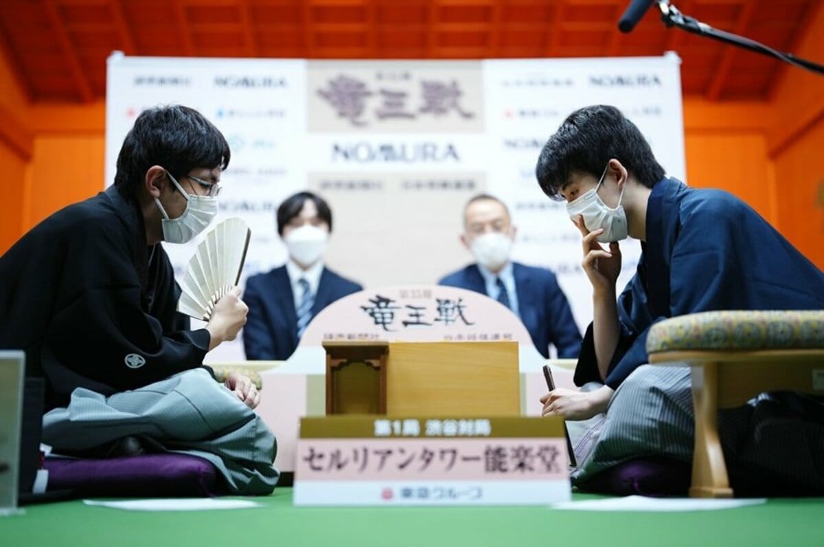 藤井竜王に先勝〉広瀬章人八段が「大きな自信になりました」と