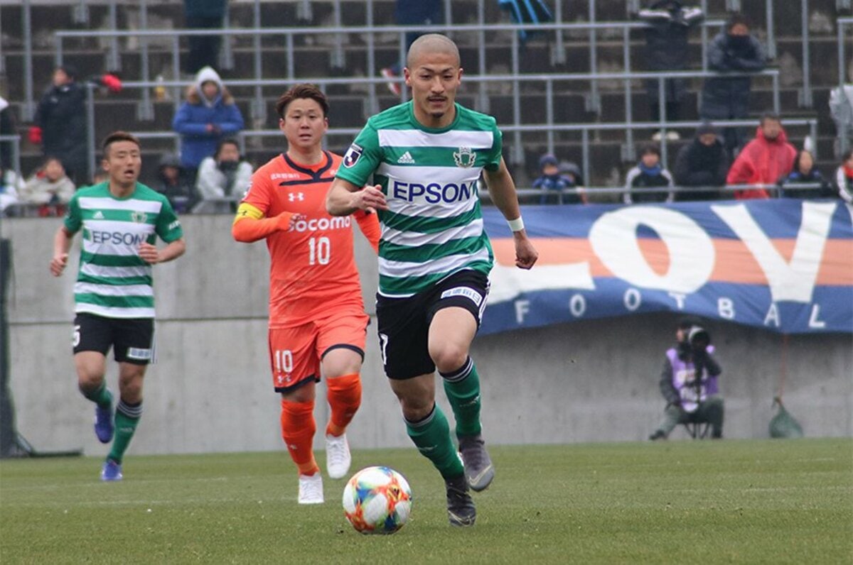 パスが来なくても裏を突く俊足FW。松本山雅・前田大然はJ1で