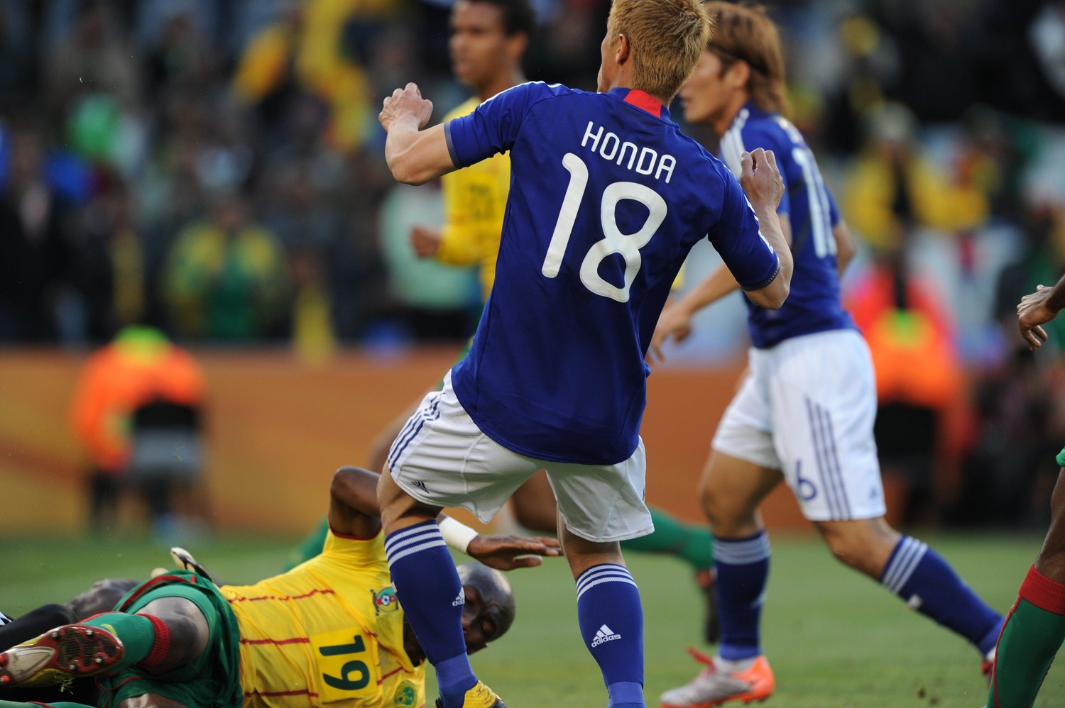 カメルーン戦の先制ゴール©Kaoru Watanabe/JMPA