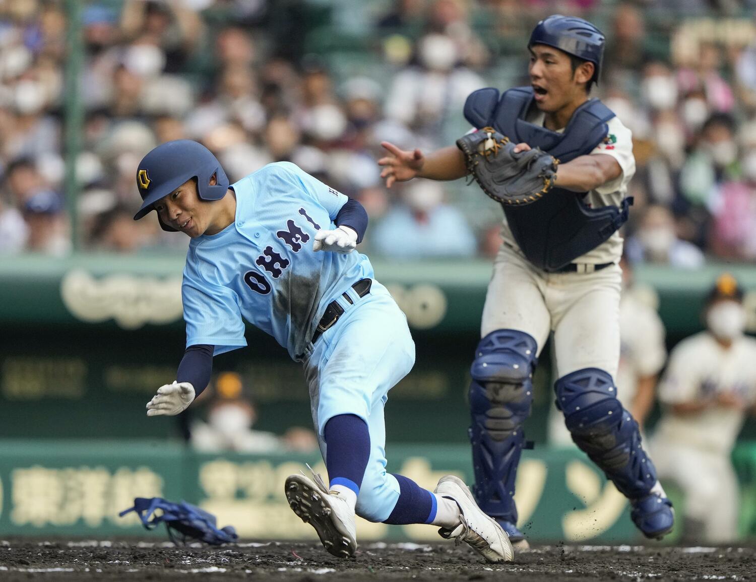 海星高(長崎)の西村陽斗捕手(3年・175cm77kg・右投右打)。筆者は「カーブの捕球音」でオッと思ったという ©KYODO