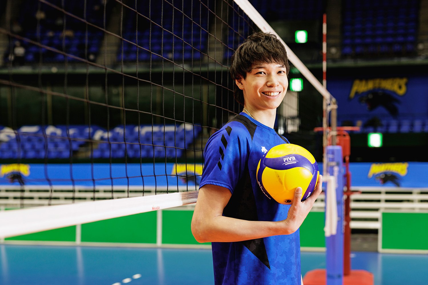 山内晶大（Akihiro Yamauchi）1993年11月30日、愛知県生まれ。204cm、85kg