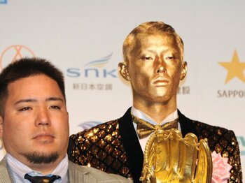 「僕は神様に好かれている」楽天・辰己涼介“金ピカ男”は炎上中でも「次回WBCで代表選出は確実」井端監督の信頼に豪語する「技術はあるんで、僕」＜Number Web＞ photograph by JIJI PRESS