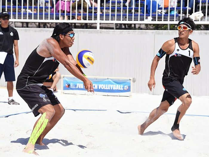 「インドアもビーチも同じバレー」元全日本エース越川優を変えた言葉。＜Number Web＞ photograph by Makoto Baba