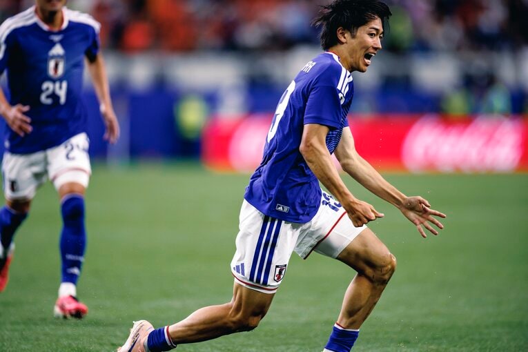 中村敬斗のオランダ戦ゴールの連続写真（12枚目／全16枚） ©Kiichi Matsumoto/JMPA