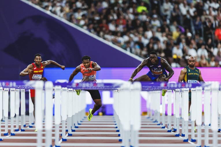 【東京世界陸上】110mハードル予選を走る村竹ラシッド（JAL）　©Kiichi Matsumoto