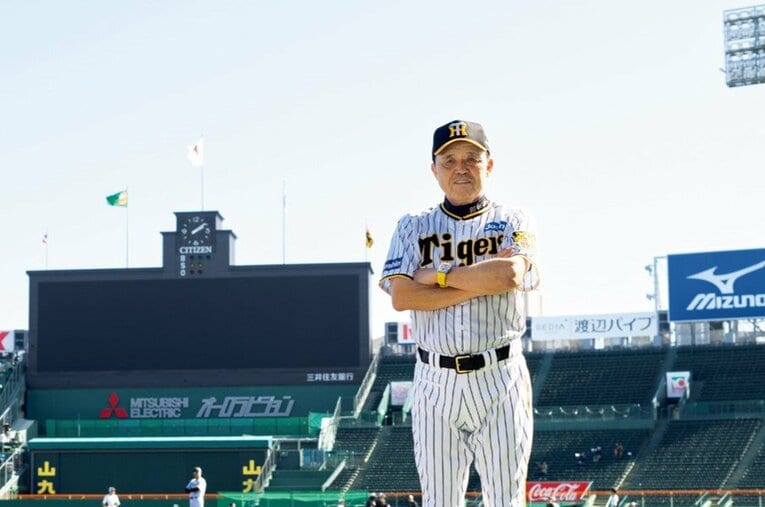 阪神タイガースを率いて2005年以来、18年ぶりにリーグ制覇した岡田彰監督が“優勝秘話”を明かした　©Tadashi Hosoda
