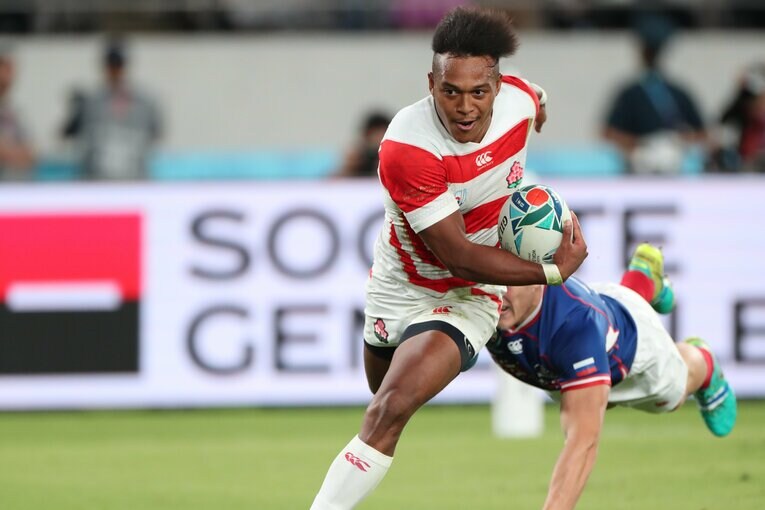 「YouTubeで福岡さんのプレーを…」ウイング歴1年でジャパン候補に！ 元NZ代表が「独特なスキル」と褒める根塚洸雅の才能とは？(15)