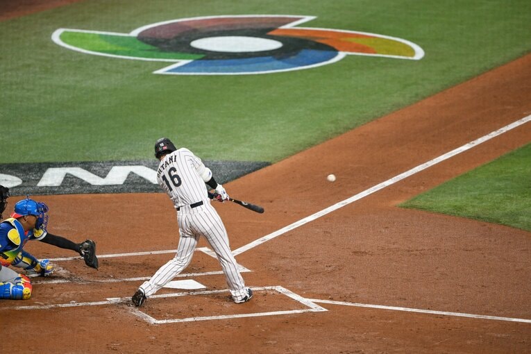 1回ウラ、大谷翔平の先頭打者ホームラン　©Nanae Suzuki