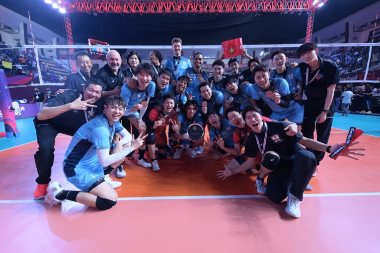 世界クラブ選手権でメダルを獲得したサントリーサンバーズ　©︎FIVB