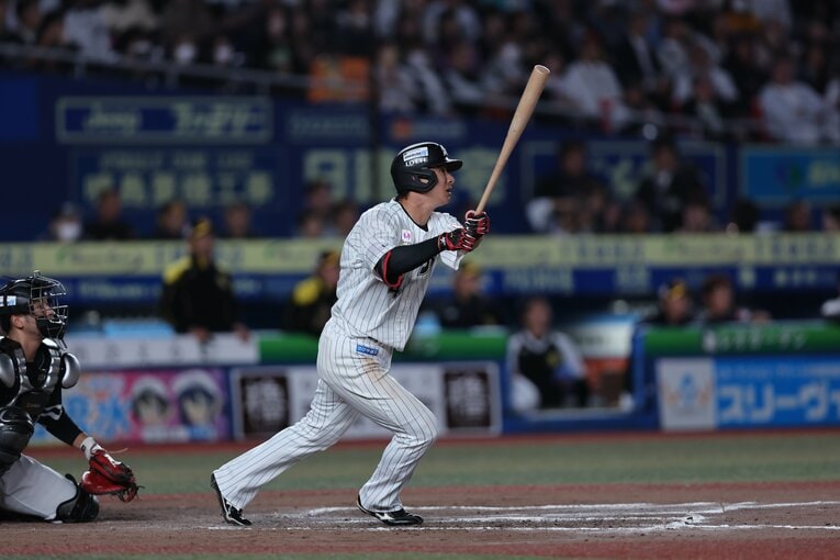 【幕張の奇跡プレイバック】「絶対にストレート」藤岡が狙い打った一撃は…©Chiba Lotte Marines