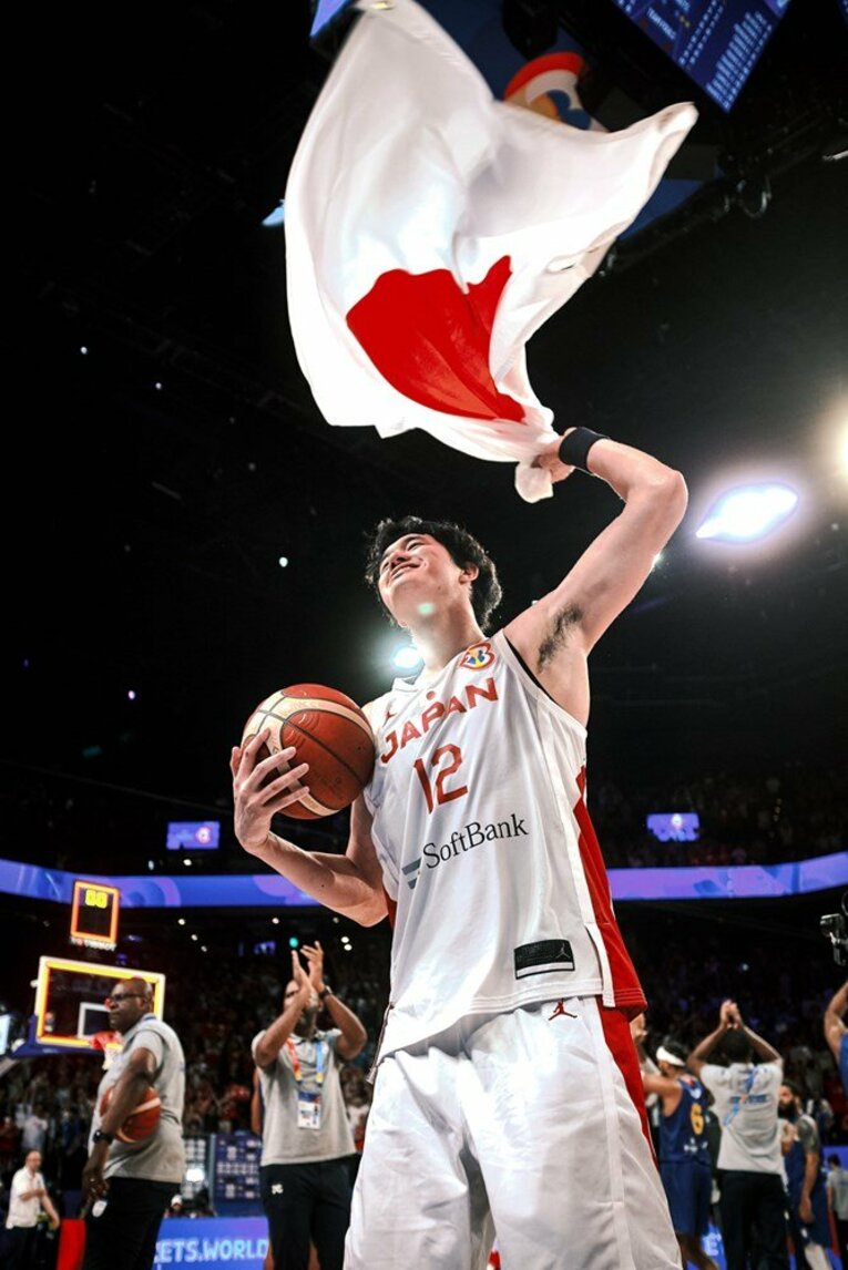 代表引退をかけてW杯に臨んでいた渡邊　©FIBA