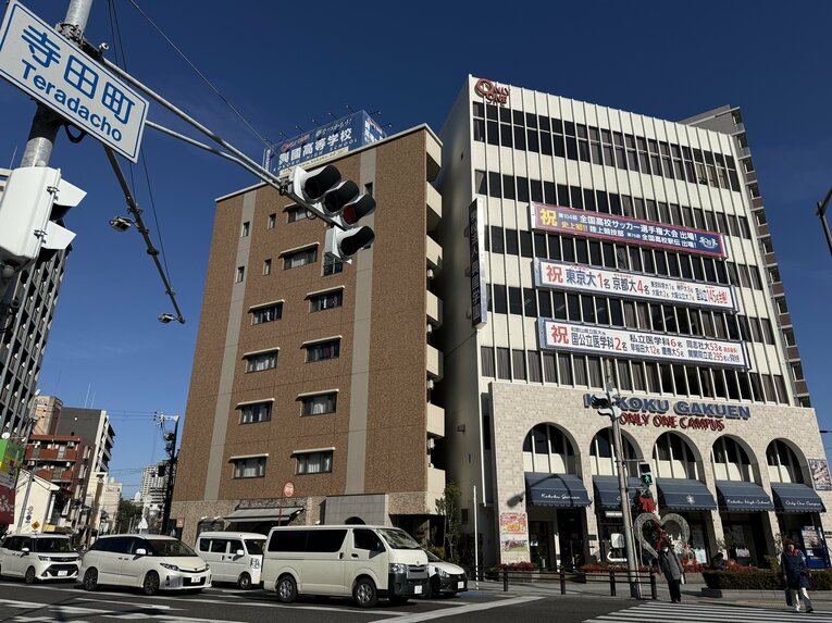 大阪府大阪市天王寺区にある興國高校 ©Yuji Yanagawa