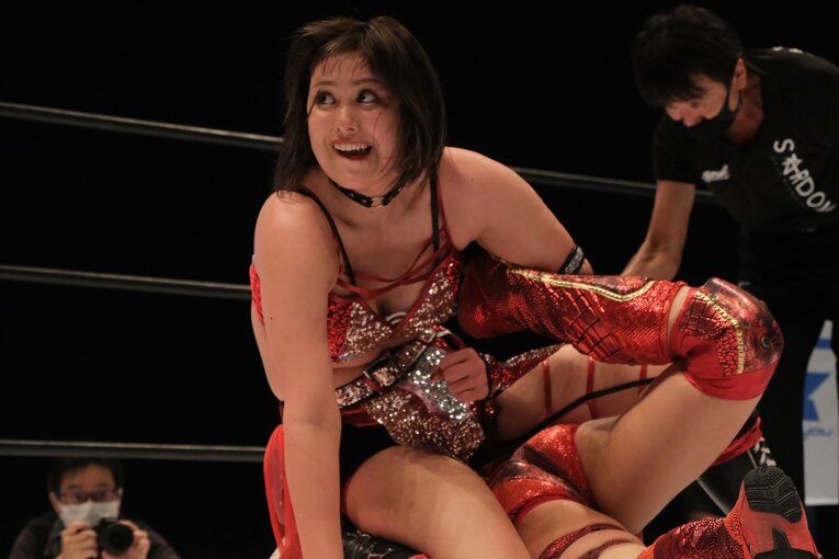 “元アイドルのパワーファイター”ひめか覚醒の日…父の死を乗り越え、スターダムリーグ戦で林下詩美にも勝利「もうクヨクヨしてられない」(39)