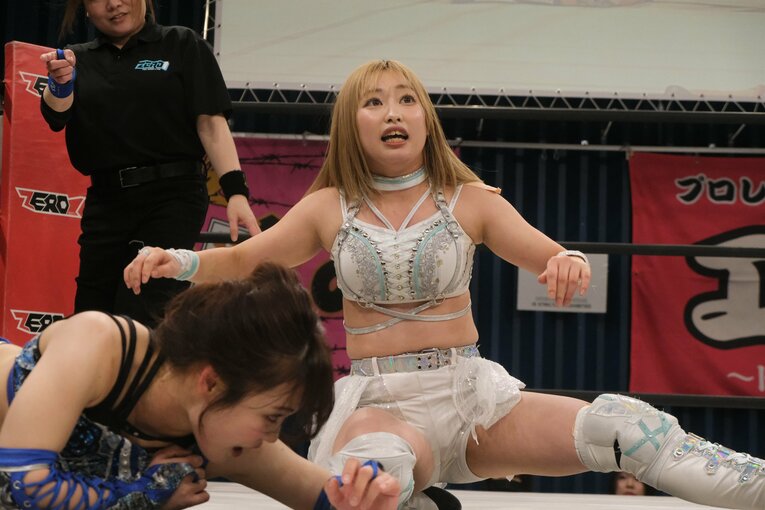 「自分以外はみんな敵だと…」うつ病を患った女子プロレスラーのその後…引退→復帰も経験した真白優希の思い「同じ病気の人たちにも試合を見てほしい」(68)