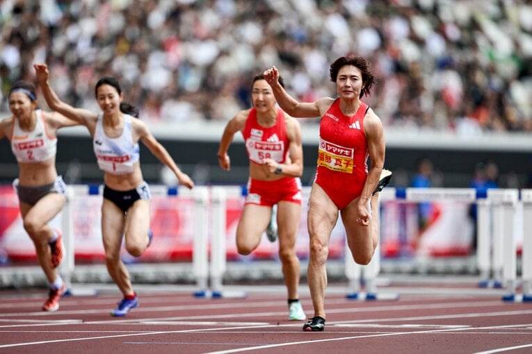 日本記録保持者の福部は大舞台にしっかり合わせ、準決勝はトップ通過　©Nanae Suzuki