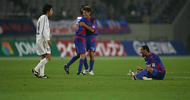 多摩川クラシコ伝説の殴り合い。中村憲剛も呆然、FC東京の大逆襲。