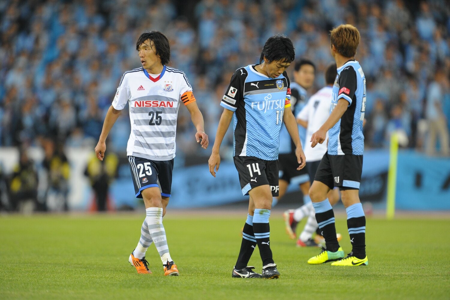 中村俊輔がMVPを獲得した2013年のJ1最終節、横浜F・マリノスは川崎フロンターレに敗れて優勝を逃した　©Sports Graphic Number