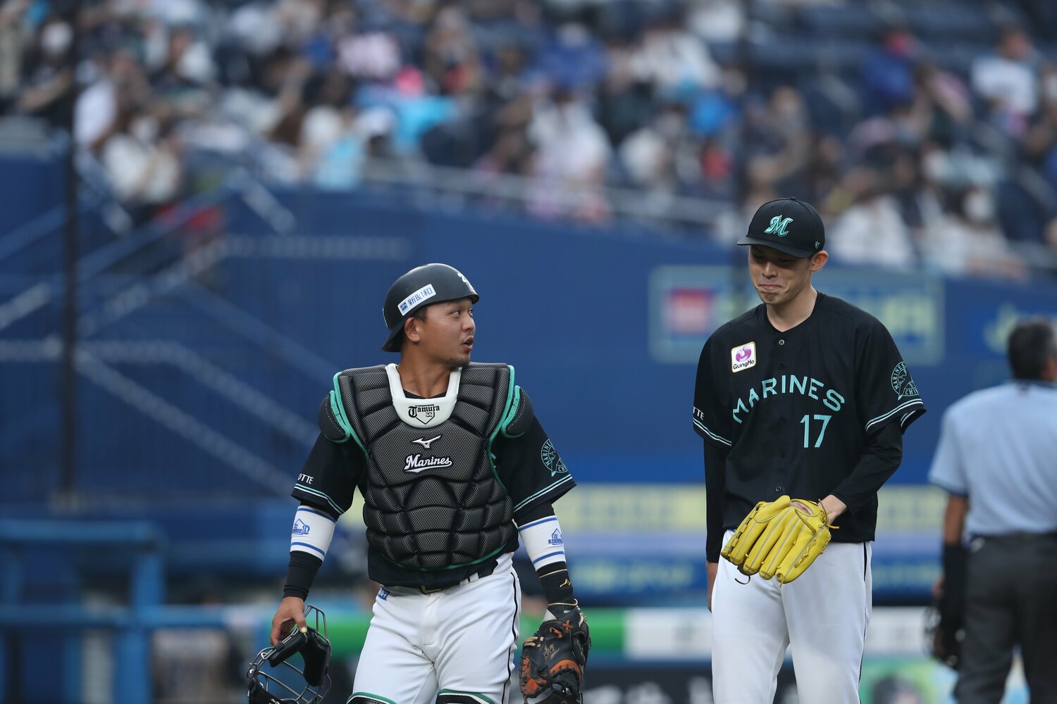 佐々木朗希など、若手投手を支える役目も担う　©︎Chiba Lotte Marines