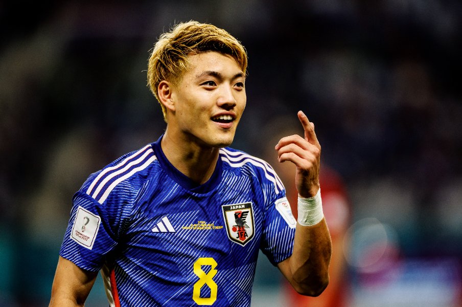 日本代表 サッカーユニフォーム ＃8堂安律 M - 通販 - guianegro.com.br