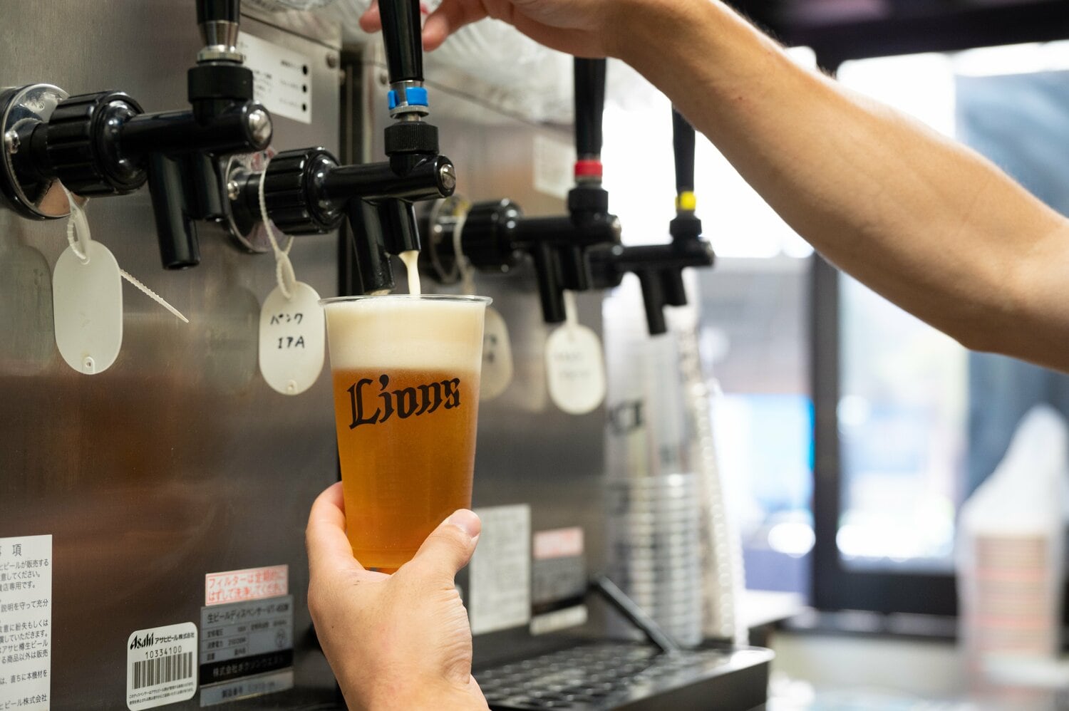 L's CRAFTのクラフトビール　©Tadashi Hosoda