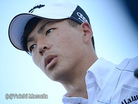 Ryo Ishikawa
1991年9月17日、埼玉県生まれ。6歳でゴルフを始め、'07年5月のマンシングKSBで日本ツアー史上最年少優勝を果たす。’08年にプロに転向すると、'09年には4勝を挙げて史上最年少で賞金王に輝いた。今季から本格的にアメリカツアーに参戦中。日本ツアーは通算10勝。175cm、70kg。