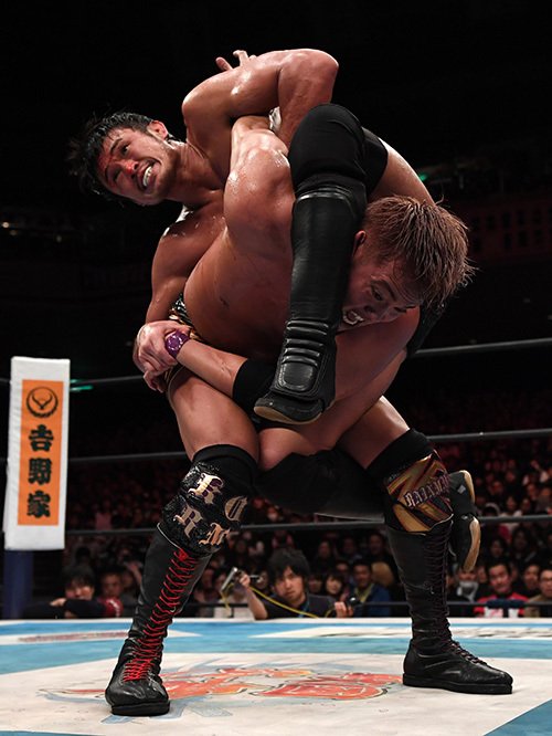 オカダvs 柴田が新日本に残したもの 勝者なきiwgp 桜の季節の記憶 2 4 プロレス Number Web ナンバー